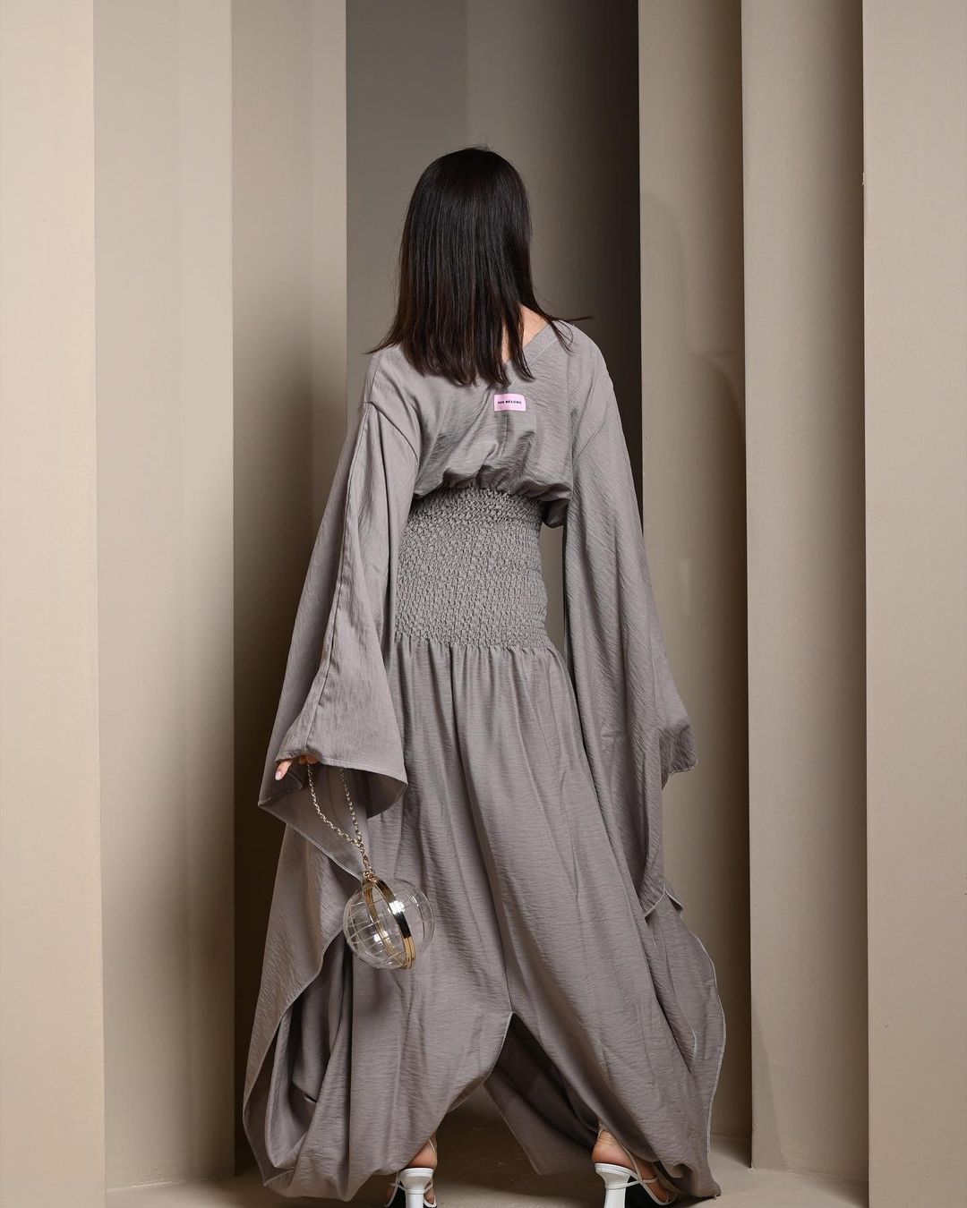 grey waist kaftan