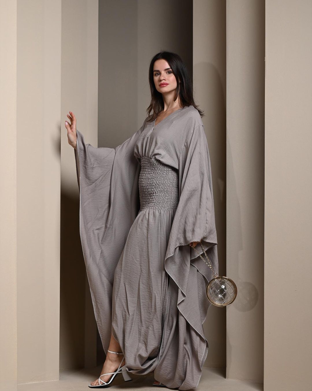 grey waist kaftan